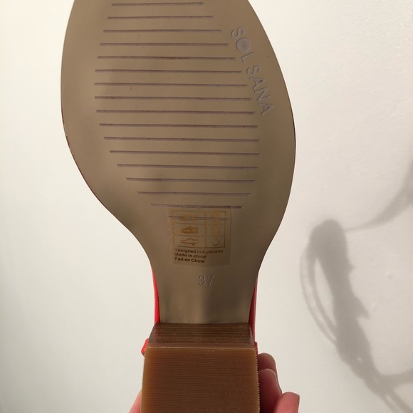 Strappy sandals - Picture 7 of 7